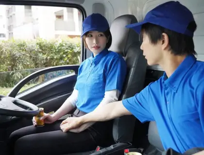 bà mẹ đơn thân xinh đẹp làm việc tại một công ty giao hàng, có những cảnh quan hệ tình dục mãnh liệt